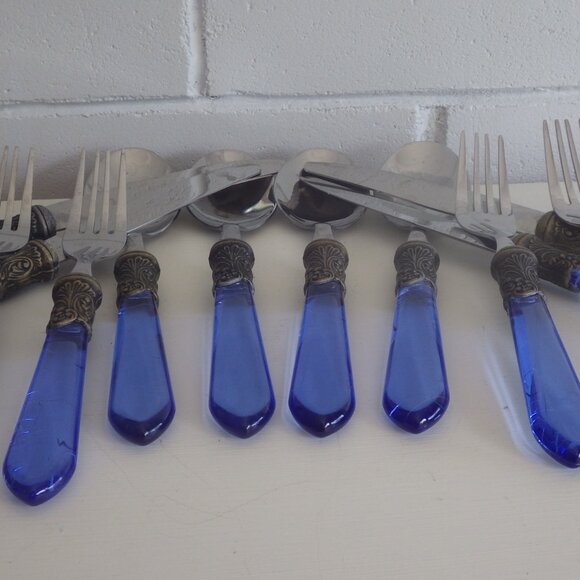 INOX EME Contemporary Juicy Blue Acrylic Cutlery Flatware Set - Picture 3 of 6